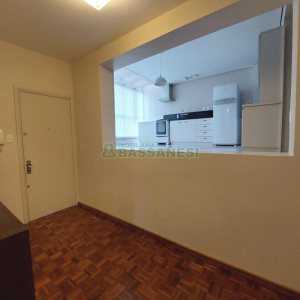 Casa com 140m², 2 dormitórios, no bairro São Pelegrino em Caxias do Sul para Alugar ou Comprar