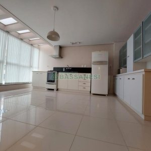 Casa com 140m², 2 dormitórios, no bairro São Pelegrino em Caxias do Sul para Alugar ou Comprar