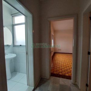 Casa com 140m², 2 dormitórios, no bairro São Pelegrino em Caxias do Sul para Alugar ou Comprar