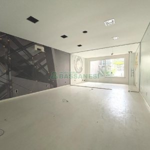 Loja com 120m², no bairro São Pelegrino em Caxias do Sul para Alugar