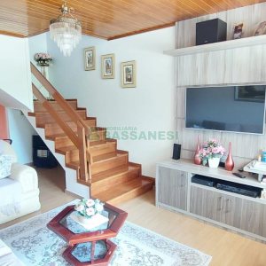 Casa com 90m², 3 dormitórios, no bairro Planalto em Caxias do Sul para Alugar
