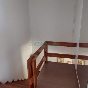 Casa com 90m², 3 dormitórios, no bairro Planalto em Caxias do Sul para Alugar
