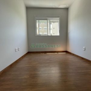 Apartamento com 56m², 2 dormitórios, 1 vaga, no bairro Panazzolo em Caxias do Sul para Comprar