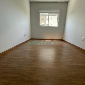 Apartamento com 56m², 2 dormitórios, 1 vaga, no bairro Panazzolo em Caxias do Sul para Comprar