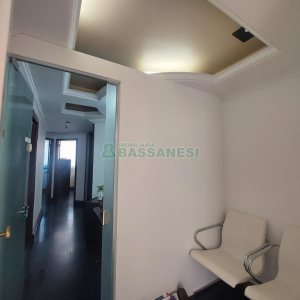 Sala com 62m², no bairro Centro em Caxias do Sul para Comprar
