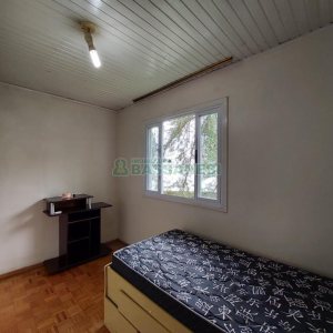 Casa Mobiliada com 135m², 2 dormitórios, no bairro Santa Catarina em Caxias do Sul para Comprar