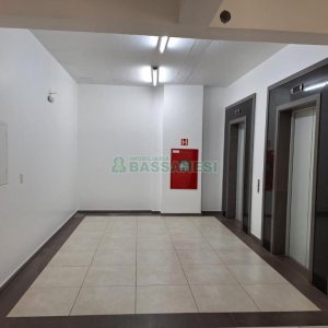 Sala com 797m², no bairro São Pelegrino em Caxias do Sul para Alugar