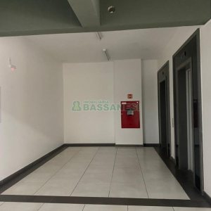 Sala com 797m², no bairro São Pelegrino em Caxias do Sul para Alugar