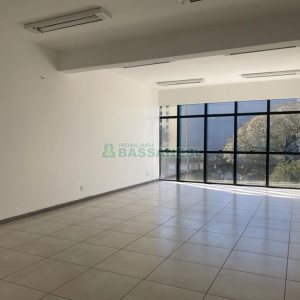 Sala com 797m², no bairro São Pelegrino em Caxias do Sul para Alugar