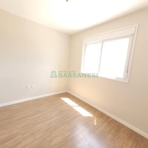 Apartamento com 81m², 2 dormitórios, 1 vaga, no bairro Jardelino Ramos em Caxias do Sul para Alugar ou Comprar