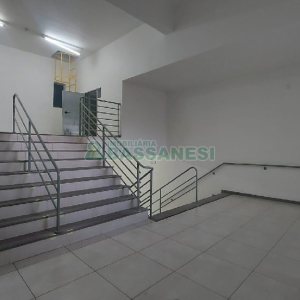 Sala com 797m², no bairro São Pelegrino em Caxias do Sul para Alugar