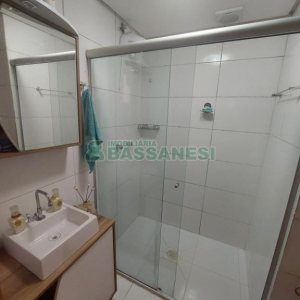 Apto Mobiliado com 52m², 2 dormitórios, 1 vaga, no bairro Presidente Vargas em Caxias do Sul para Comprar