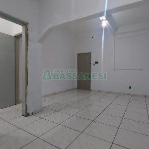 Apartamento com 43m², 1 dormitório, no bairro Centro em Caxias do Sul para Comprar
