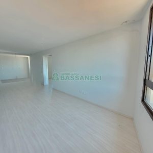 Apartamento com 71m², 2 dormitórios, 2 vagas, no bairro São Pelegrino em Caxias do Sul para Comprar