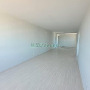 Apartamento com 71m², 2 dormitórios, 2 vagas, no bairro São Pelegrino em Caxias do Sul para Comprar