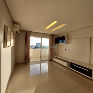 Apto Mobiliado com 89m², 2 dormitórios, 2 vagas, no bairro São Pelegrino em Caxias do Sul para Comprar