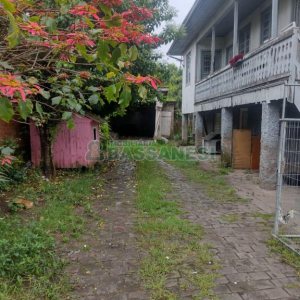 Terreno com 572m², no bairro Santa Catarina em Caxias do Sul para Comprar