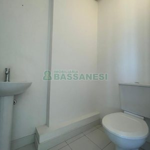 Sala com 53m², 1 vaga, no bairro Pio X em Caxias do Sul para Comprar