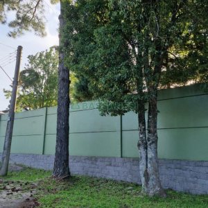 Terreno com 824m², no bairro Sant Etiene em Caxias do Sul para Comprar