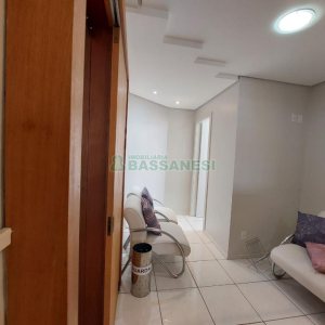 Sala com 53m², no bairro Lourdes em Caxias do Sul para Comprar