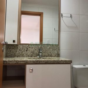 Apto Mobiliado com 45m², 1 dormitório, 1 vaga, no bairro Madureira em Caxias do Sul para Alugar