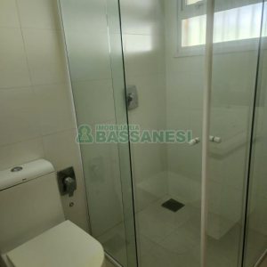 Chácara com 400m², 3 dormitórios, 4 vagas, no bairro De Lazzer em Caxias do Sul para Comprar