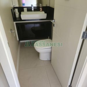 Chácara com 400m², 3 dormitórios, 4 vagas, no bairro De Lazzer em Caxias do Sul para Comprar