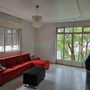 Apartamento com 117m², 3 dormitórios, no bairro São Pelegrino em Caxias do Sul para Comprar