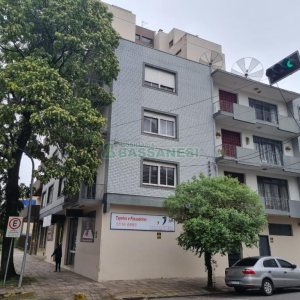 Apartamento com 117m², 3 dormitórios, no bairro São Pelegrino em Caxias do Sul para Comprar
