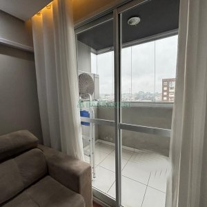 Apto Mobiliado com 55m², 2 dormitórios, 1 vaga, no bairro De Lazzer em Caxias do Sul para Alugar