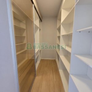 Apartamento com 80m², 2 dormitórios, 1 vaga, no bairro De Lazzer em Caxias do Sul para Comprar