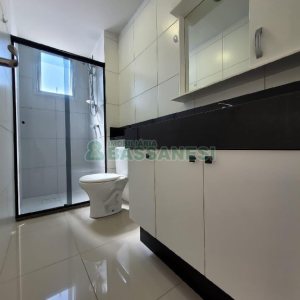 Apartamento com 80m², 2 dormitórios, 1 vaga, no bairro De Lazzer em Caxias do Sul para Comprar