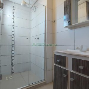 Apartamento com 53m², 2 dormitórios, 4 vagas, no bairro Desvio Rizzo em Caxias do Sul para Comprar