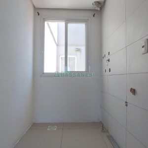 Apartamento com 53m², 2 dormitórios, 4 vagas, no bairro Desvio Rizzo em Caxias do Sul para Comprar