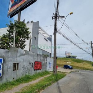 Terreno com 957m², no bairro Sanvitto em Caxias do Sul para Comprar