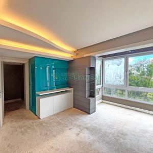 Apartamento com 344m², 4 dormitórios, 3 vagas, no bairro Madureira em Caxias do Sul para Comprar