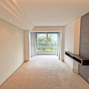 Apartamento com 344m², 4 dormitórios, 3 vagas, no bairro Madureira em Caxias do Sul para Comprar