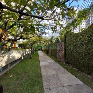 Apartamento com 344m², 4 dormitórios, 3 vagas, no bairro Madureira em Caxias do Sul para Comprar