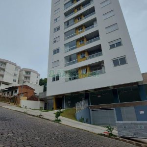 Apartamento com 55m², 2 dormitórios, 1 vaga, no bairro Nossa Senhora da Saúde em Caxias do Sul para Comprar
