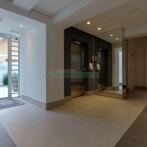 Apartamento com 55m², 2 dormitórios, 1 vaga, no bairro Nossa Senhora da Saúde em Caxias do Sul para Comprar