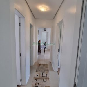 Casa com 139m², 3 dormitórios, 2 vagas, no bairro São Luiz em Caxias do Sul para Comprar