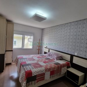 Casa com 139m², 3 dormitórios, 2 vagas, no bairro São Luiz em Caxias do Sul para Comprar