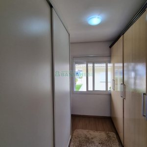 Casa com 139m², 3 dormitórios, 2 vagas, no bairro São Luiz em Caxias do Sul para Comprar