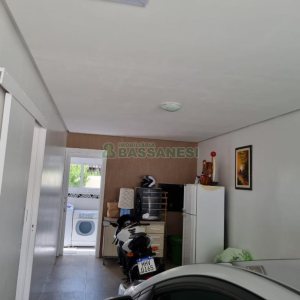 Casa com 139m², 3 dormitórios, 2 vagas, no bairro São Luiz em Caxias do Sul para Comprar