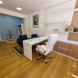 Sala Mobiliada com 60m², no bairro Centro em Caxias do Sul para Alugar