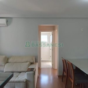 Apto Mobiliado com 63m², 2 dormitórios, 1 vaga, no bairro Petrópolis em Caxias do Sul para Alugar
