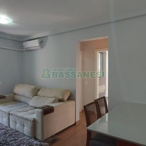 Apto Mobiliado com 63m², 2 dormitórios, 1 vaga, no bairro Petrópolis em Caxias do Sul para Alugar