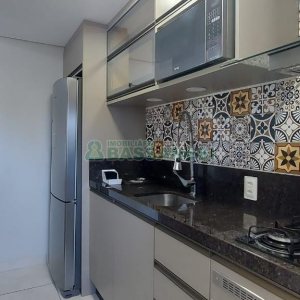 Apto Mobiliado com 63m², 2 dormitórios, 1 vaga, no bairro Petrópolis em Caxias do Sul para Alugar
