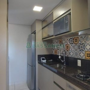 Apto Mobiliado com 63m², 2 dormitórios, 1 vaga, no bairro Petrópolis em Caxias do Sul para Alugar