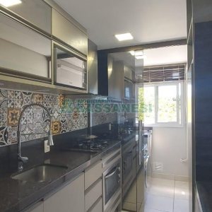 Apto Mobiliado com 63m², 2 dormitórios, 1 vaga, no bairro Petrópolis em Caxias do Sul para Alugar